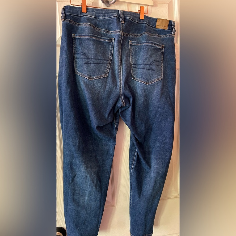American Eagle Outfitters Blue Jeans - Picture 2 of 4